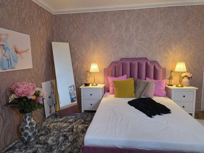 Modele videochat Rond Alba Iulia, Decebal.